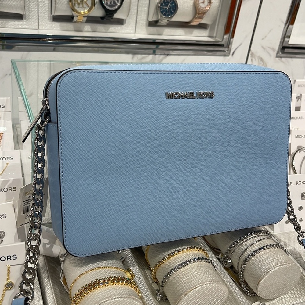 MICHAEL KORS Jet Set Large Saffiano Leather Crossbody Bag
LIGHT SKY
NWT - Picture 5 of 16